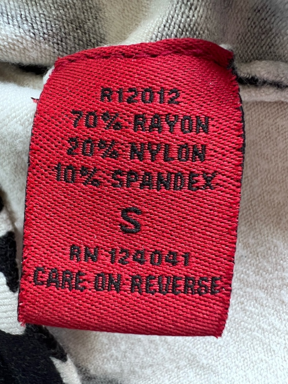 Set Of Two Jersey Knit Long Sleeve Tops Abstract Flower Animal Print EUC Size: S - Picture 14 of 16